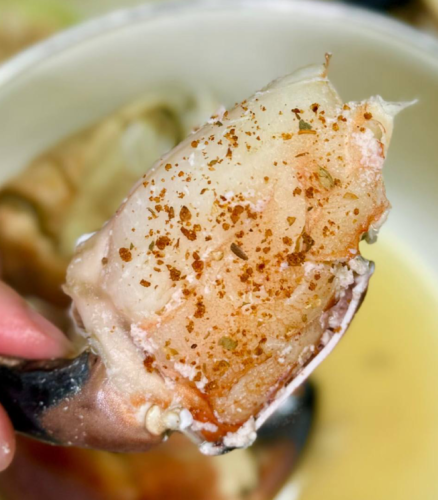 LIMITED EDITION: Giant Deep-Sea Lobster Pincers 🔥 Hurry up! photo review