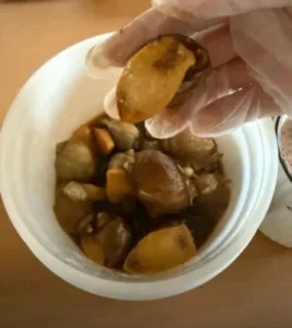 Sizzling Spicy Abalone Snails Buy one bucket, get one bucket free and a 350g taster pack. photo review